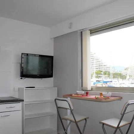 Apartment Studio Coquet 150m Plage, - Fr-1-252a-86 *